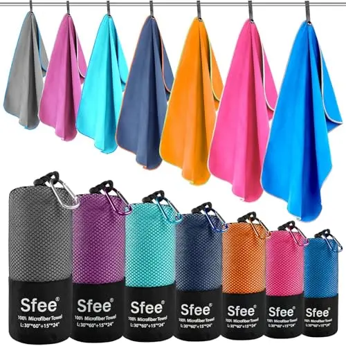 Two Sfee microfiber towels in dark blue, one large and one small, with a carabiner clip