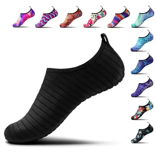 SIMARI Aqua Socks in a compact, sock-like design