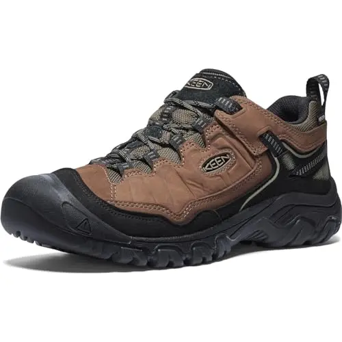 KEEN Targhee 4 Low hiking shoe showing wide toe box