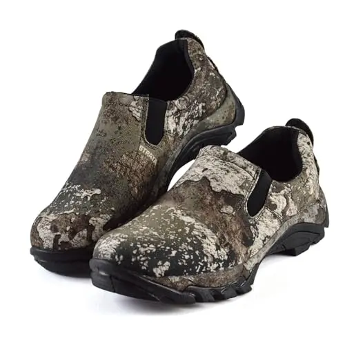 R RUNFUN camouflage waterproof slip-on shoes on a wet grassy surface